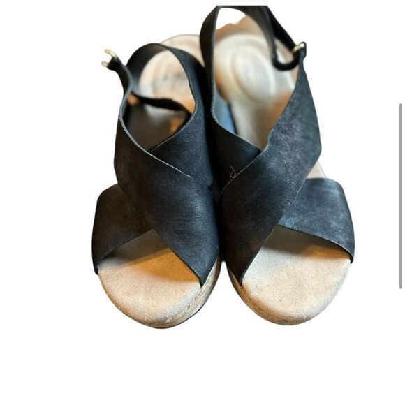 Clarks Women's Black‎ Wedge Sandals Size 8.5 Slingback Summer Casual - Picture 1 of 10